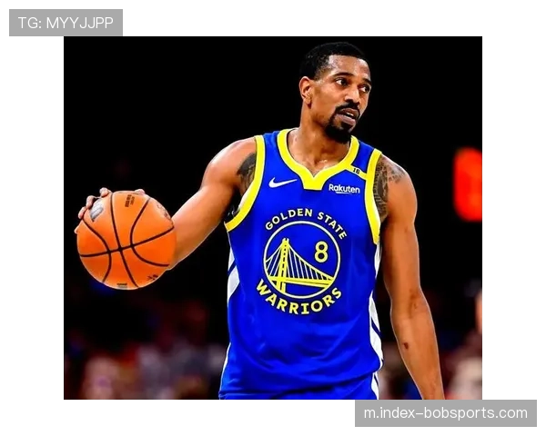 湖人提前热身引发关注，中场调整或成新赛季战术趋势