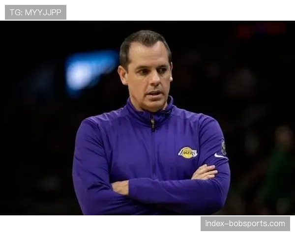 四川队外援霍华德22+12 内外线结合能力保持球队竞争力